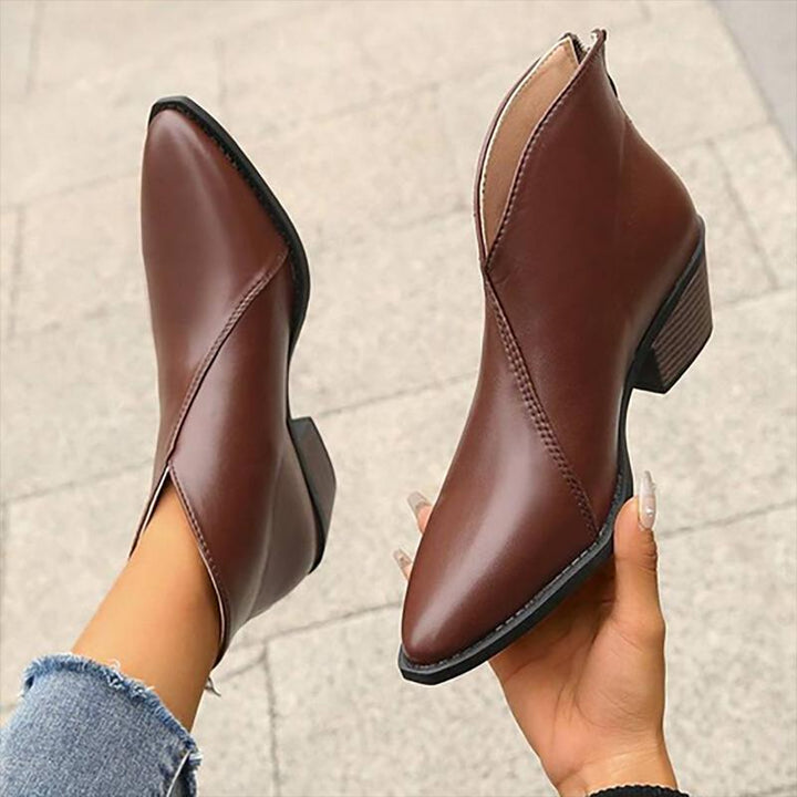 European And American Ladies Black Pointed Ankle Boots - Trendex