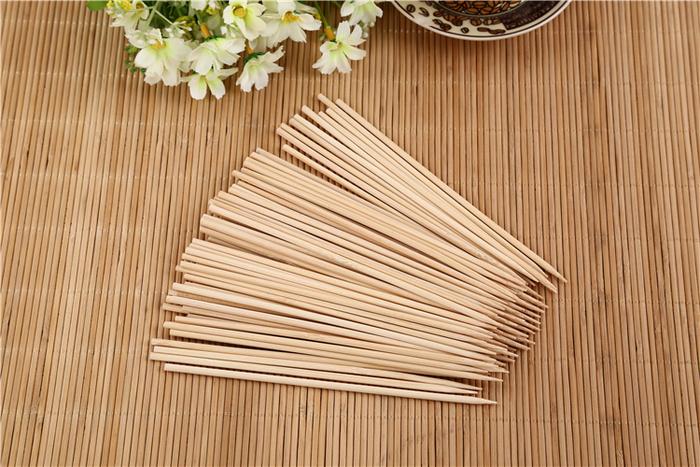 1100 Camping Wooden Color Bamboo Bbq Skewers Barbecue Shish Kabob Sticks Fruit Kebab Meat Party Fountain Bamboo Bbq Sticks Skewers Wooden (20cm) - Trendex