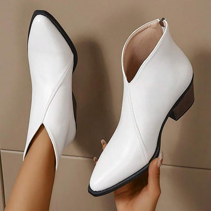 European And American Ladies Black Pointed Ankle Boots - Trendex