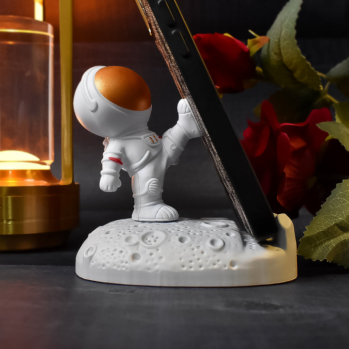 Mobile Holder Astronaut Phone Stand Planet Creative Fun 3d Design (1 Pc) - Trendex