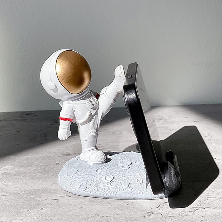 Mobile Holder Astronaut Phone Stand Planet Creative Fun 3d Design (1 Pc) - Trendex