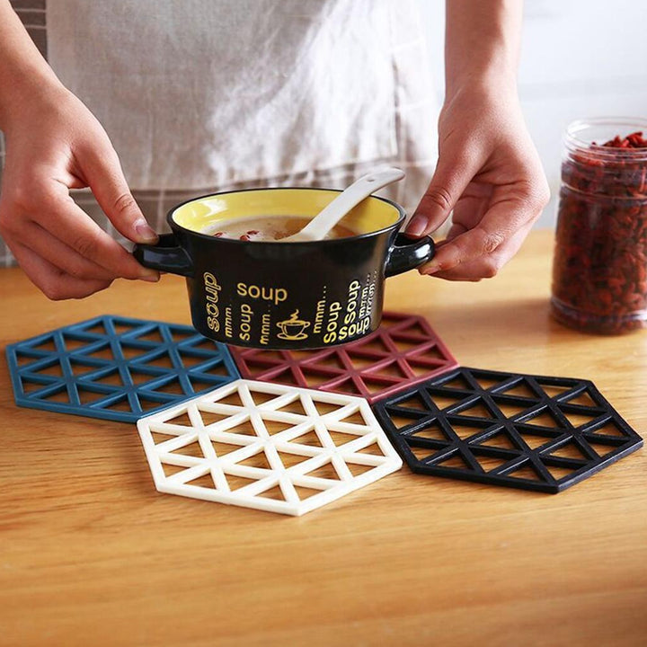 4042 Cup Mat Pvc Tea Coaster Non-slip Placemat High Temperature Insulation Pad Hollow Pot Mat Bowl With Anti-hot - Trendex