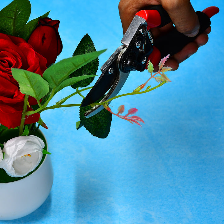 9082 21cm Red Garden Shears Sharp Cutter Pruners Scissor Pruner. - Trendex