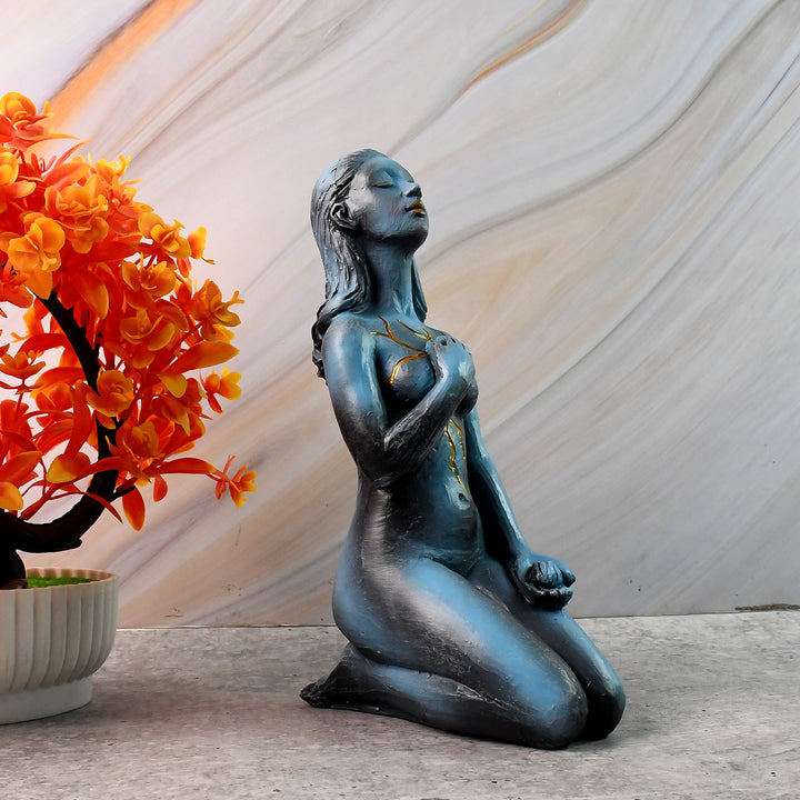 Elegant Resin Kneeling Woman Decorative Statue (1 Pc) - Trendex