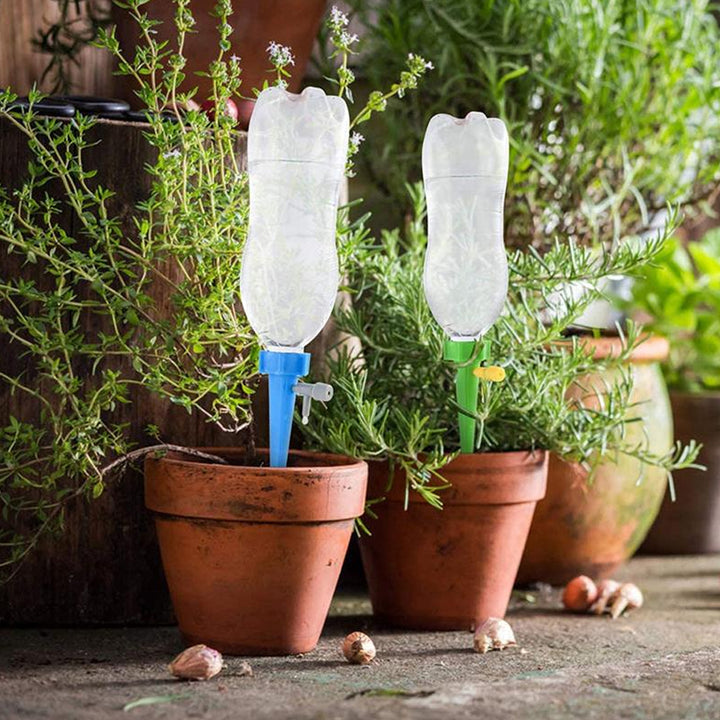 7412 Plant Watering Spikes Self Watering Spikes Water Dripper For Plants Adjustable Plant Watering Devices With Slow Release Control Valve Switch (1pc) - Trendex