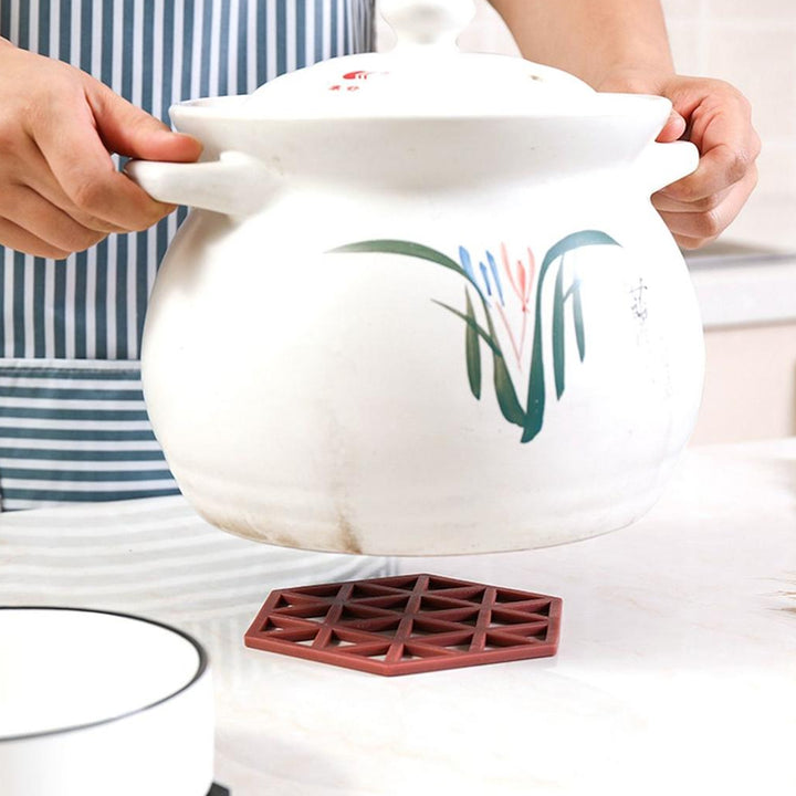 4042 Cup Mat Pvc Tea Coaster Non-slip Placemat High Temperature Insulation Pad Hollow Pot Mat Bowl With Anti-hot - Trendex