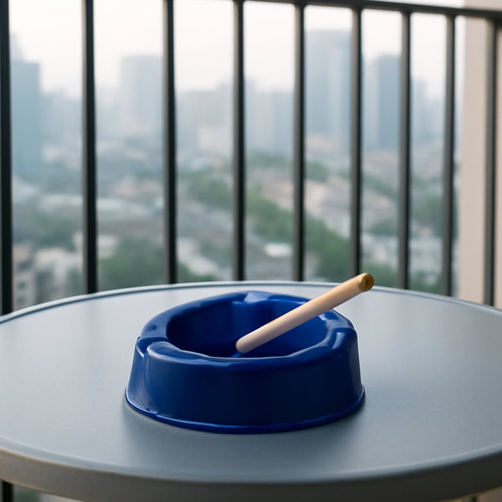 Oblivion Dark Blue Plastic +shtray (1 Pc) - Trendex