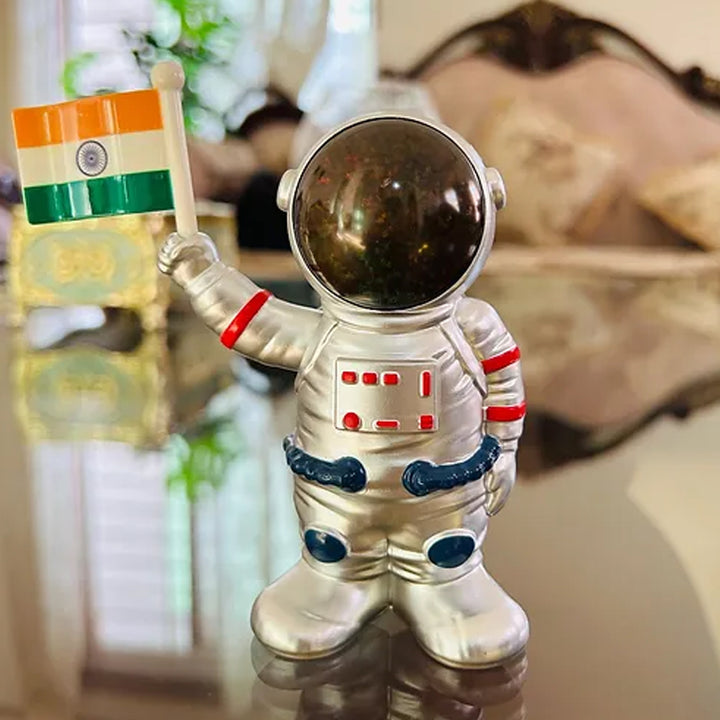 Solar Power Astronaut Ornament Moving Hand With Indian Flag (1 Pc) - Trendex