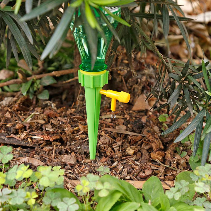 7412 Plant Watering Spikes Self Watering Spikes Water Dripper For Plants Adjustable Plant Watering Devices With Slow Release Control Valve Switch (1pc) - Trendex