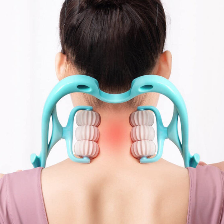 Neck Shoulder Massager Portable Relieving The Back For Men Relieving The Waist Women (1pc) - Trendex