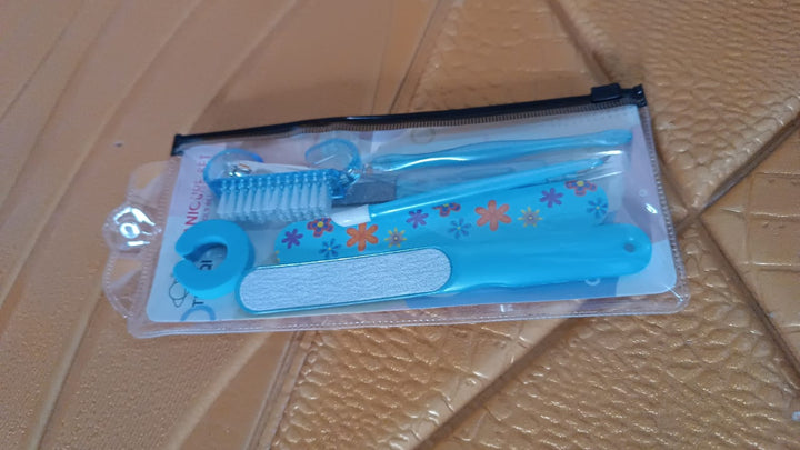 8 In 1 Manicure Set Tool Kit - Trendex