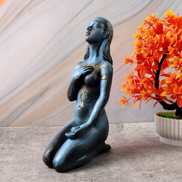 Elegant Resin Kneeling Woman Decorative Statue (1 Pc) - Trendex