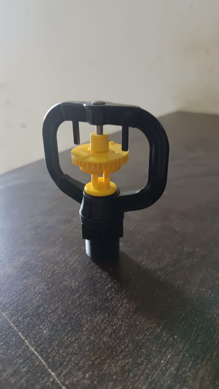 Rotating Irrigation Sprinkler Plastic Spray Nozzle (1 Pc) - Trendex