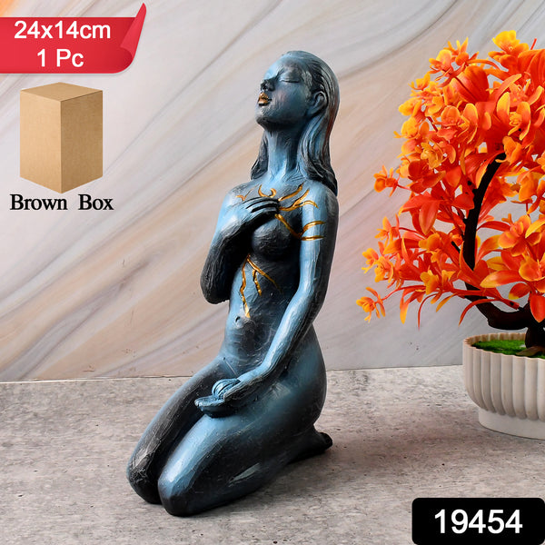 Elegant Resin Kneeling Woman Decorative Statue (1 Pc) - Trendex